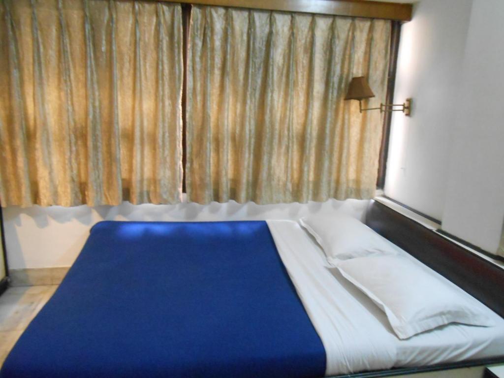 Hotel Victerrace Калькутта Экстерьер фото